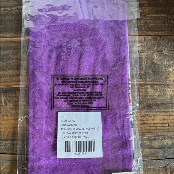 NWT ANTHROPOLOGIE Holiday in the City Towel Paris - Picture 5 of 6